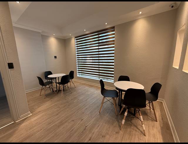 550M² OFFICE TO LET IN ROSEBANK